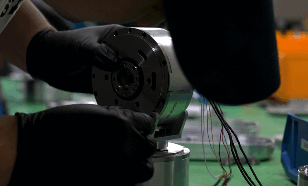 Make a Robot Dog! A Special Day with Students from Kyungnam University 14 The-Role-Of-The-Actuator