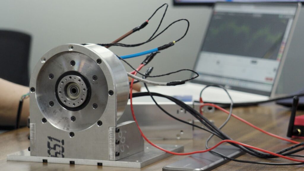 1. Single Encoder And Dual Encoder