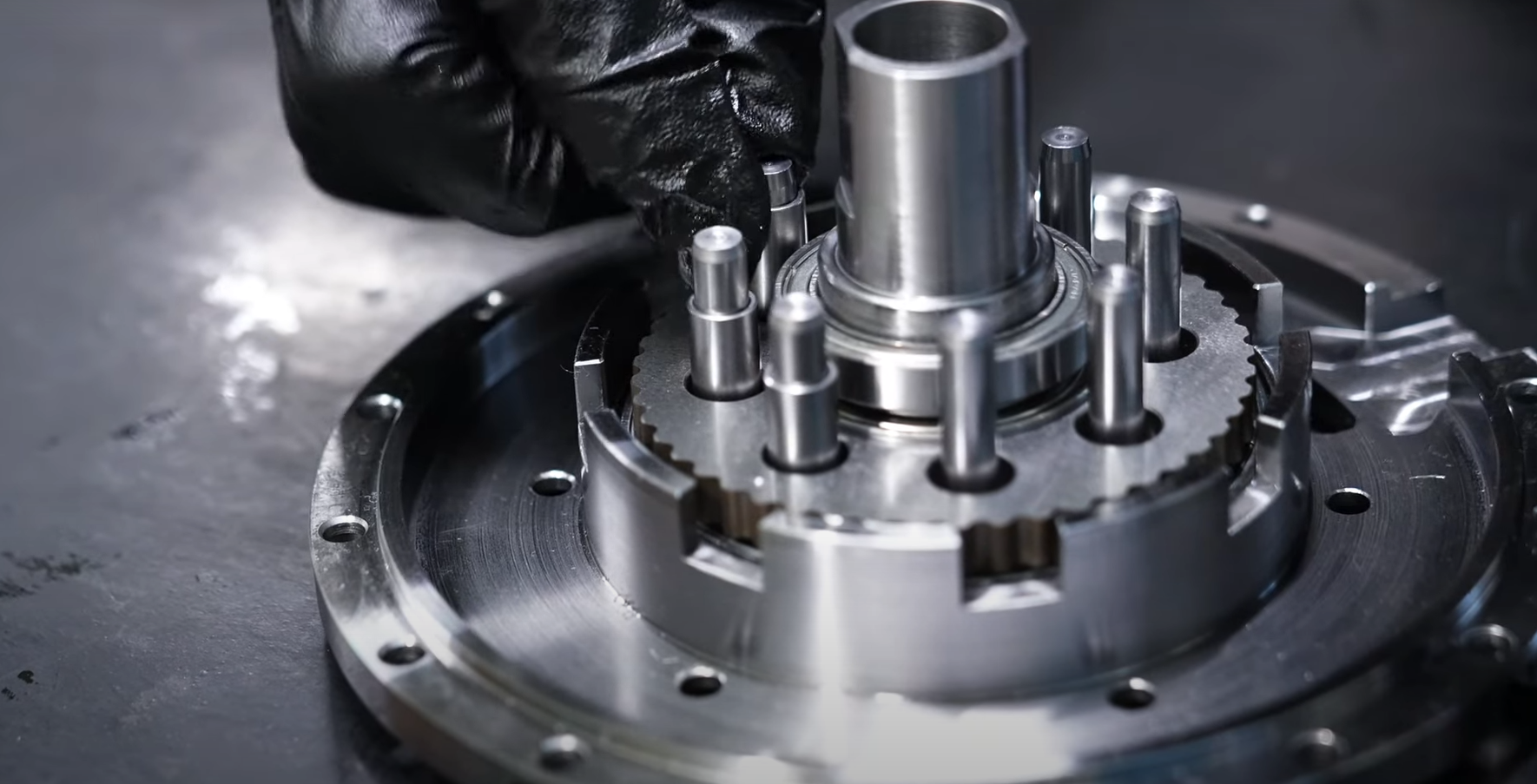 Make a Robot Dog! A Special Day with Students from Kyungnam University 1 Actuator-Assembly