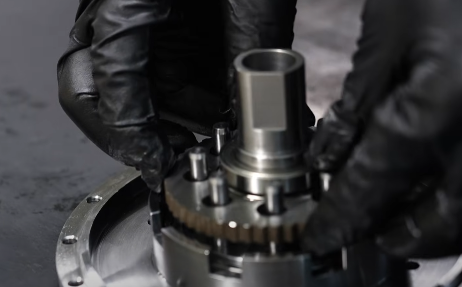 Make a Robot Dog! A Special Day with Students from Kyungnam University 6 Output-Shaft-Eccentric-Shaft-Assembly